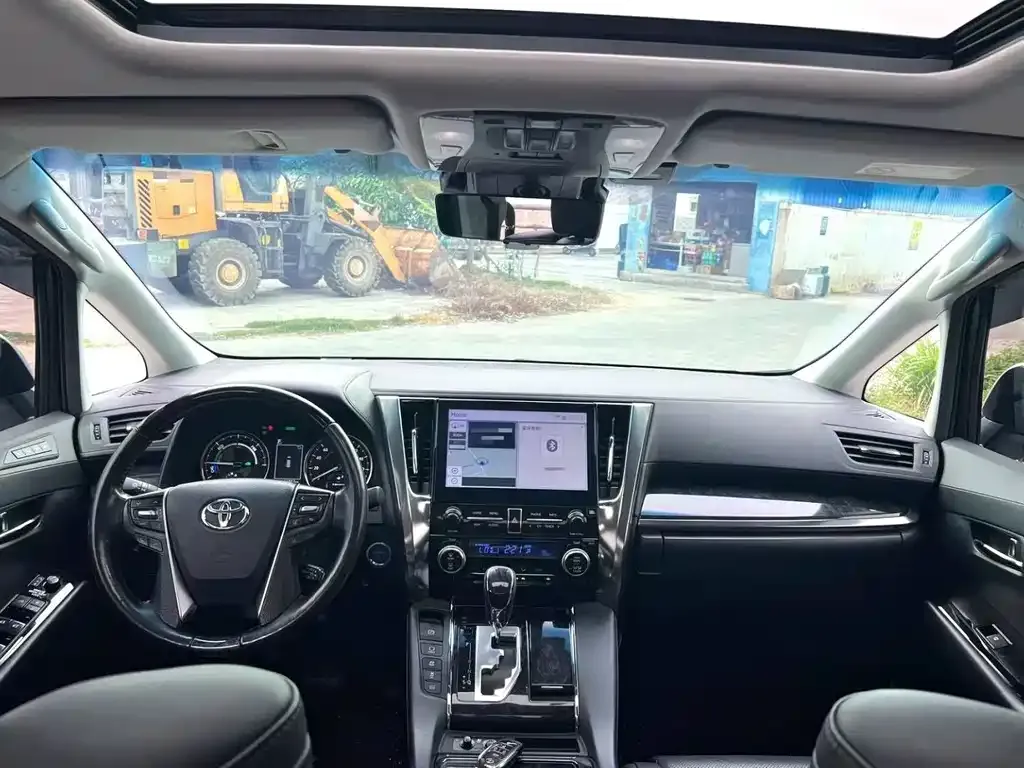 Toyota Vellfire 2021 из CN, фото 3