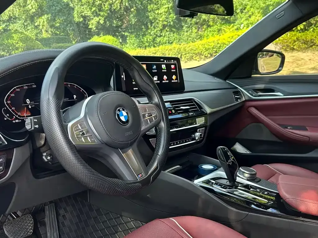 BMW 5 Series — фото 2
