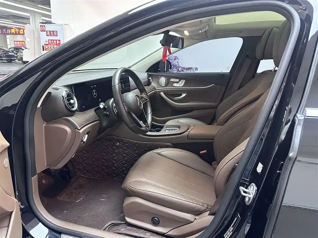 Mercedes-Benz E-Class 2022 из CN, фото 3