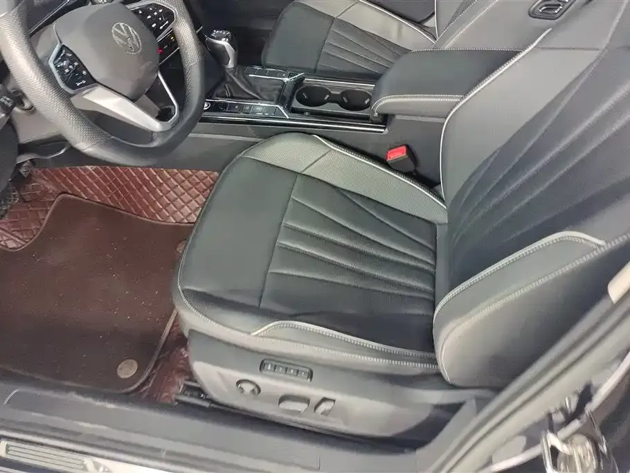 Volkswagen Passat — фото 5