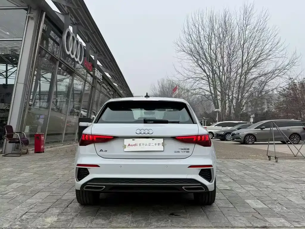 Audi A3 2024 из CN, фото 6