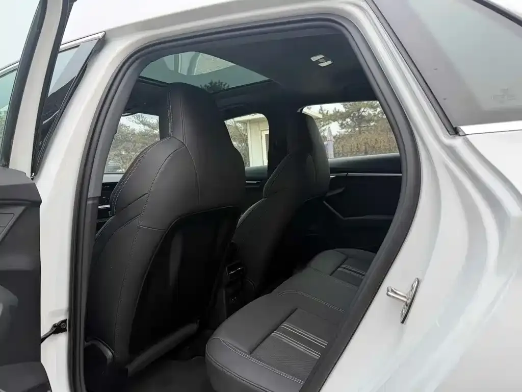 Audi A3 2024 из CN, фото 3
