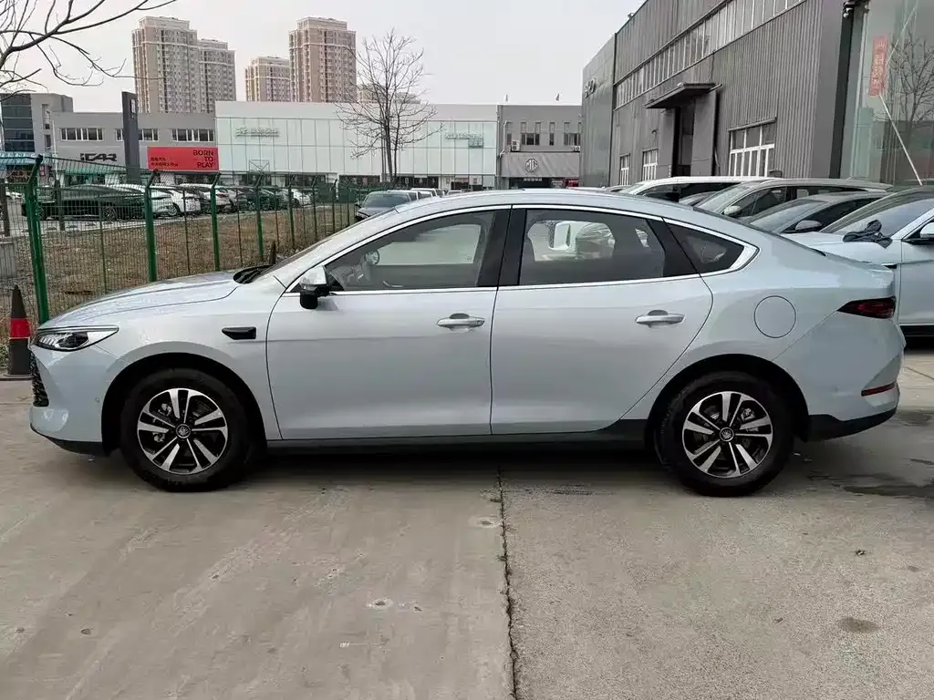 BYD Qin PLUS — фото 5