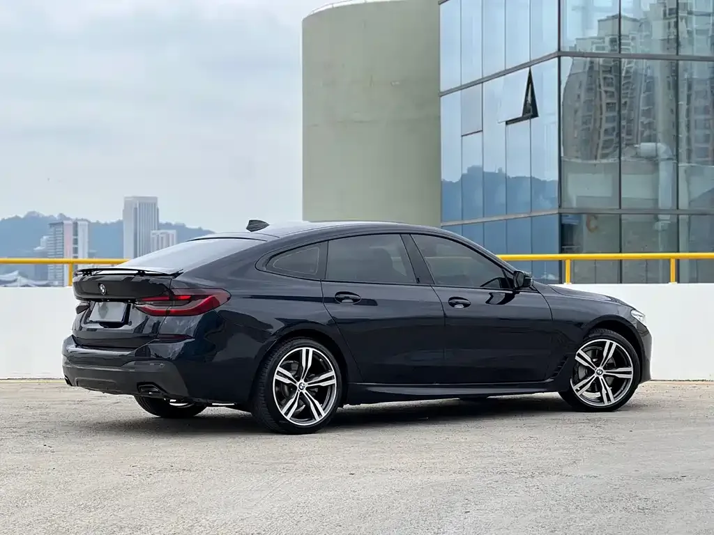 BMW 6 Series GT — фото 8