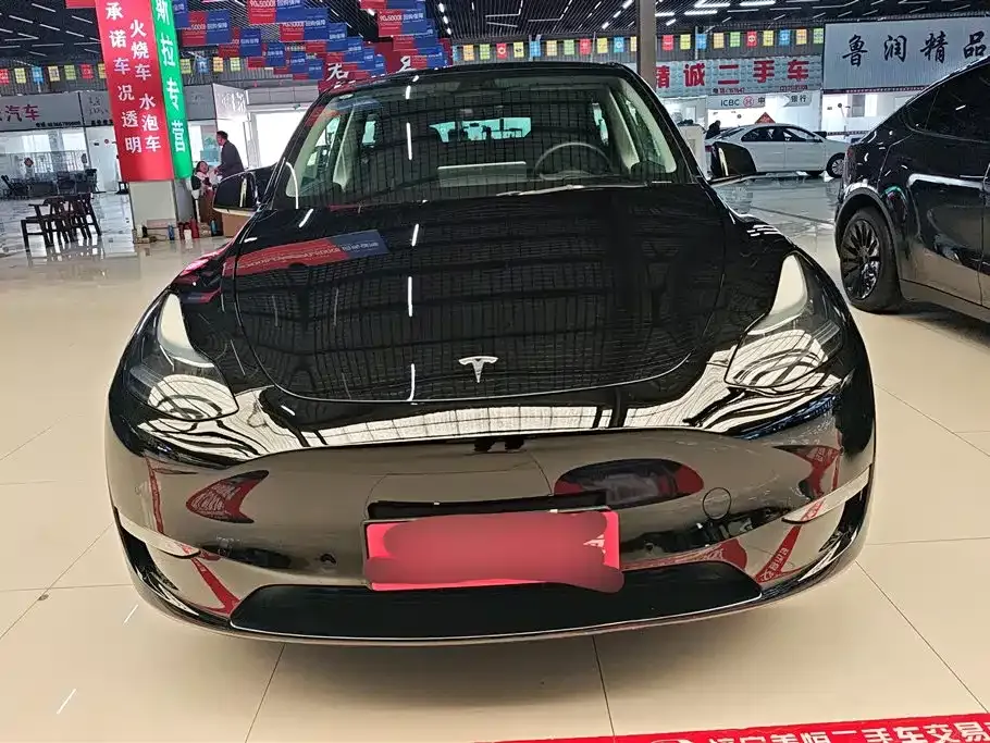 Tesla Model Y — фото 3