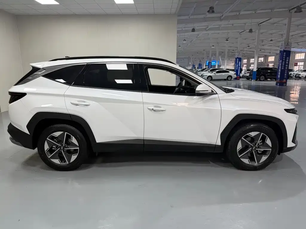 Hyundai Tucson — фото 7