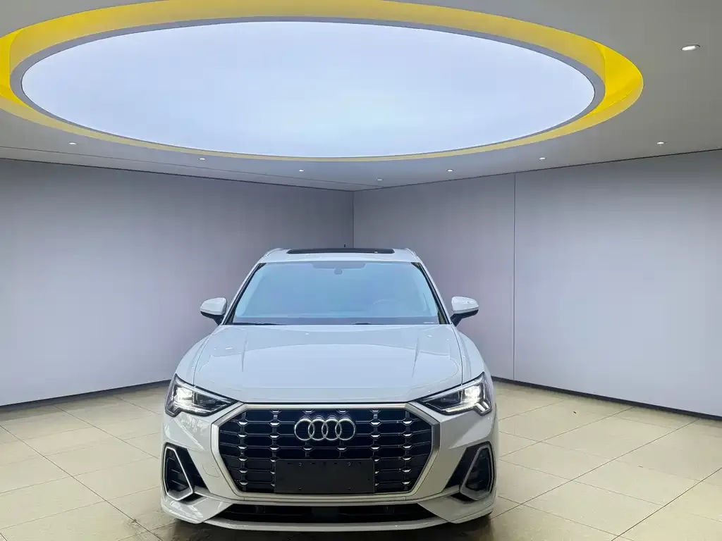 Audi Q3 2022 из CN, фото 3