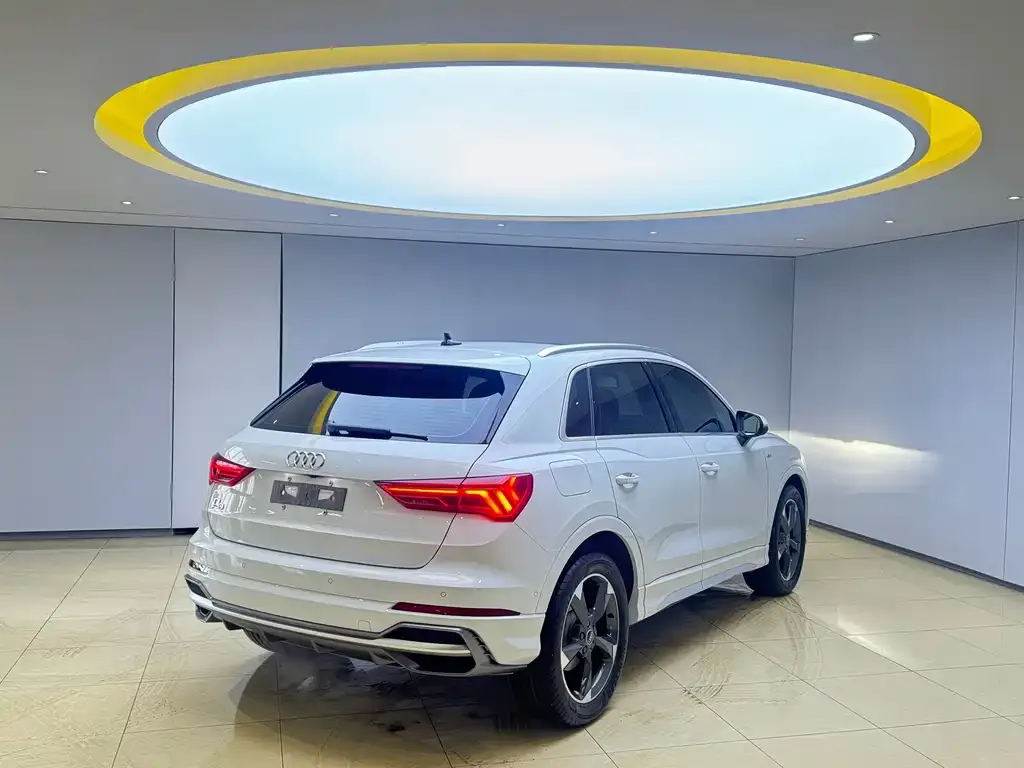 Audi Q3 2022 из CN, фото 4