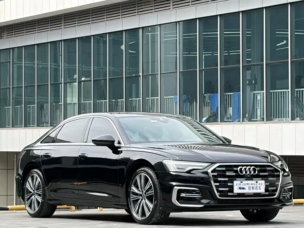 Audi A6L — фото 8