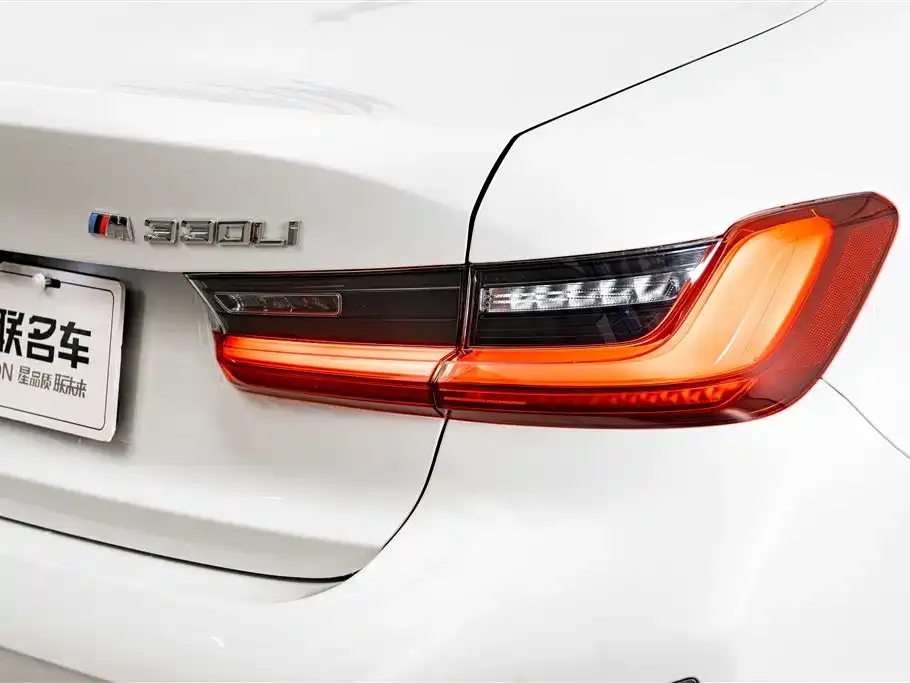 BMW 3 Series 2025 из CN, фото 2