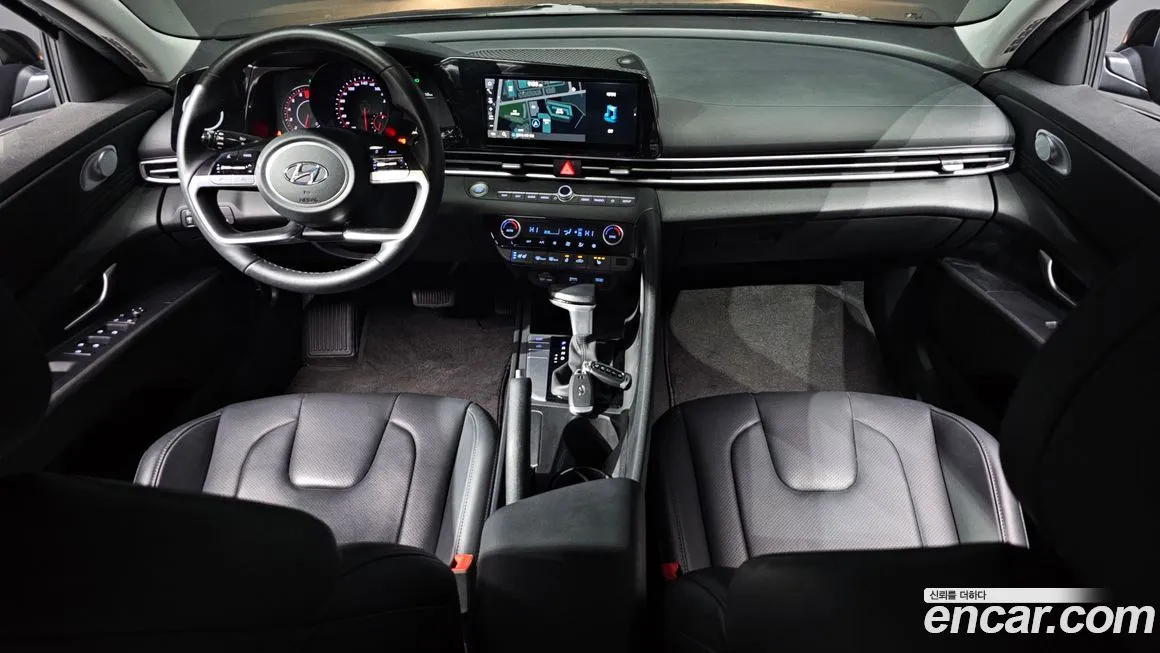 Hyundai AVANTE — фото 3