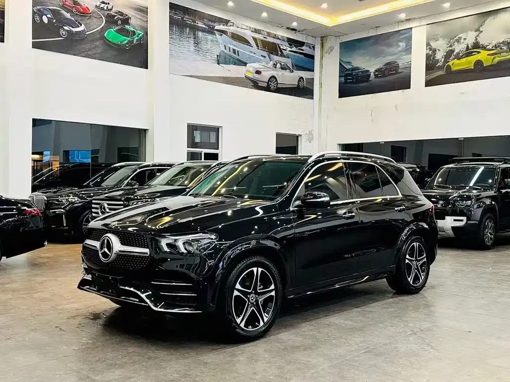 Mercedes-Benz GLE — фото 1