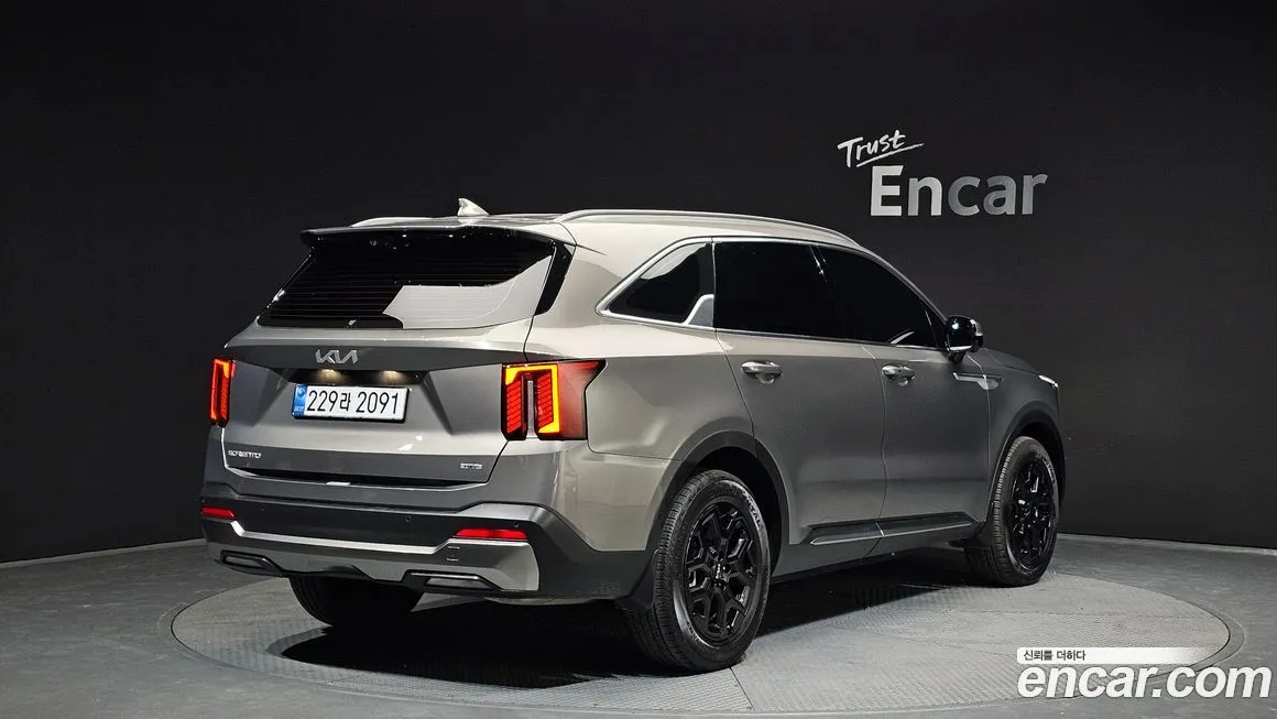 Kia Sorento — фото 4