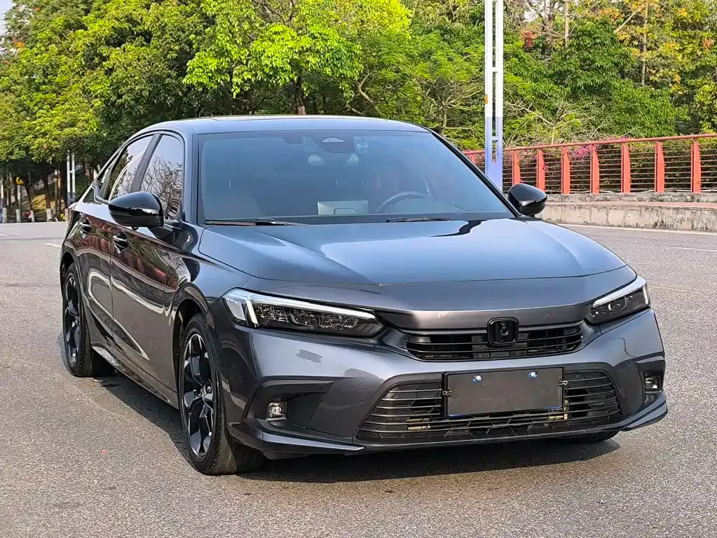 Honda Civic — фото 8