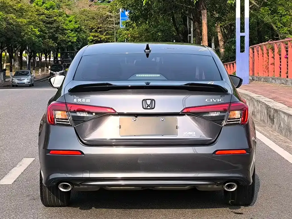 Honda Civic — фото 4