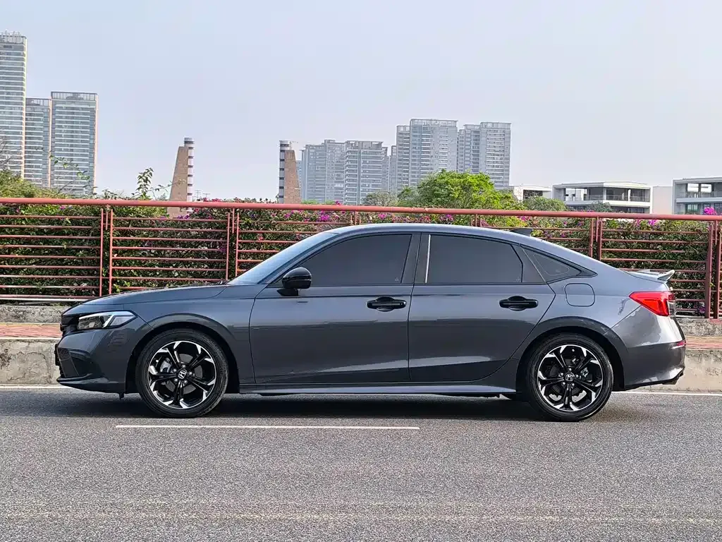 Honda Civic — фото 6