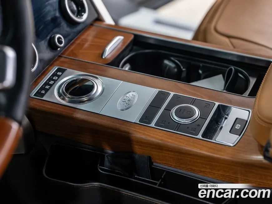 Land Rover Range Rover 2021 из KR, фото 3