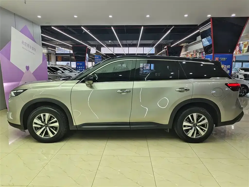 Infiniti QX60 2023 из CN, фото 7