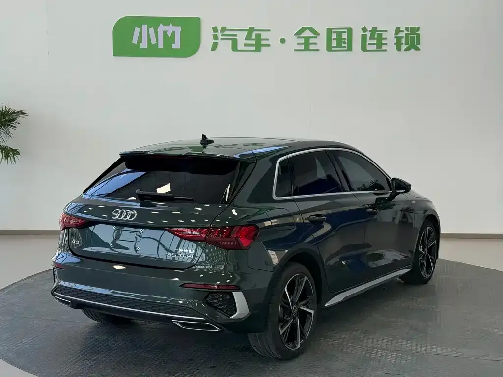 Audi A3 2023 из CN, фото 4