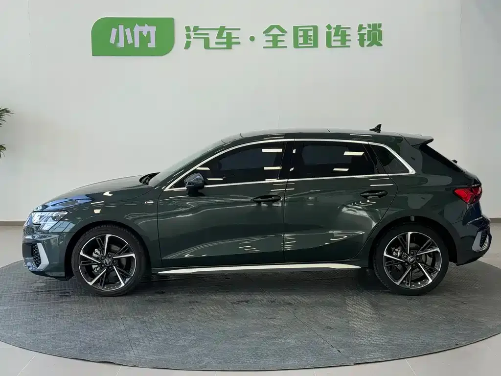 Audi A3 2023 из CN, фото 7