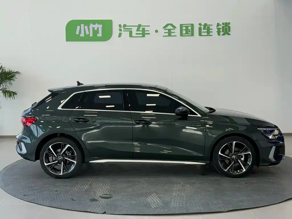 Audi A3 2023 из CN, фото 10