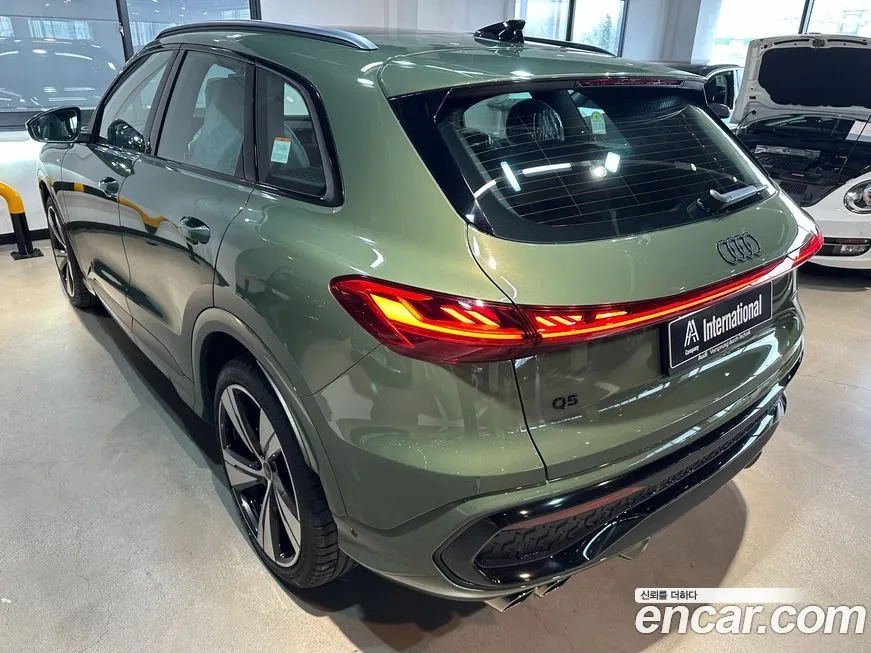 Audi Q5 2025 из KR, фото 4