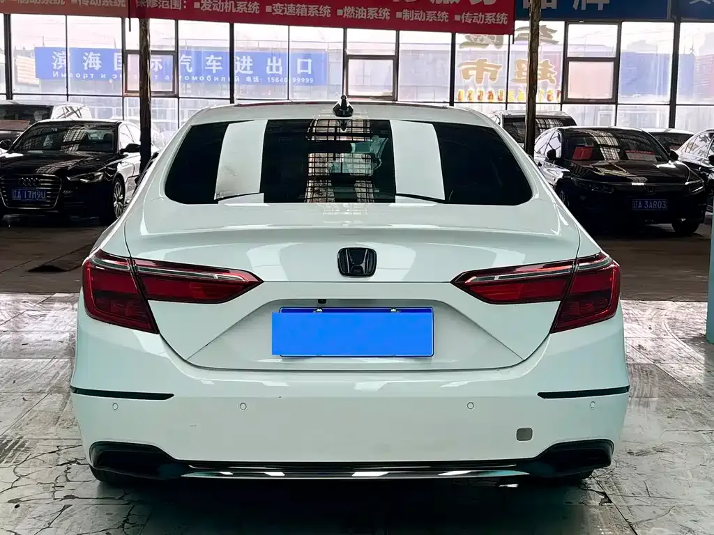 Honda Inspire 2023 из CN, фото 9