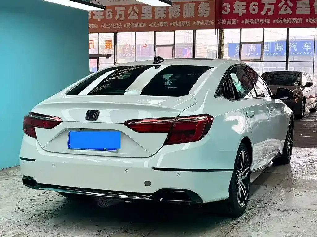 Honda Inspire 2023 из CN, фото 2