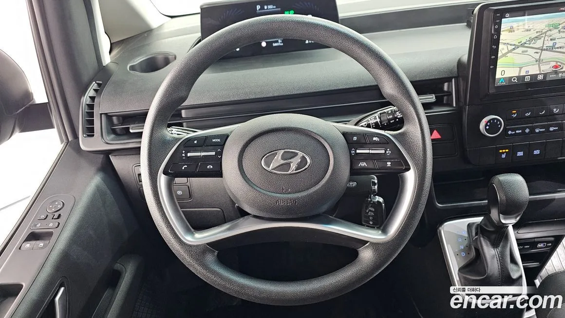 Hyundai Staria — фото 9