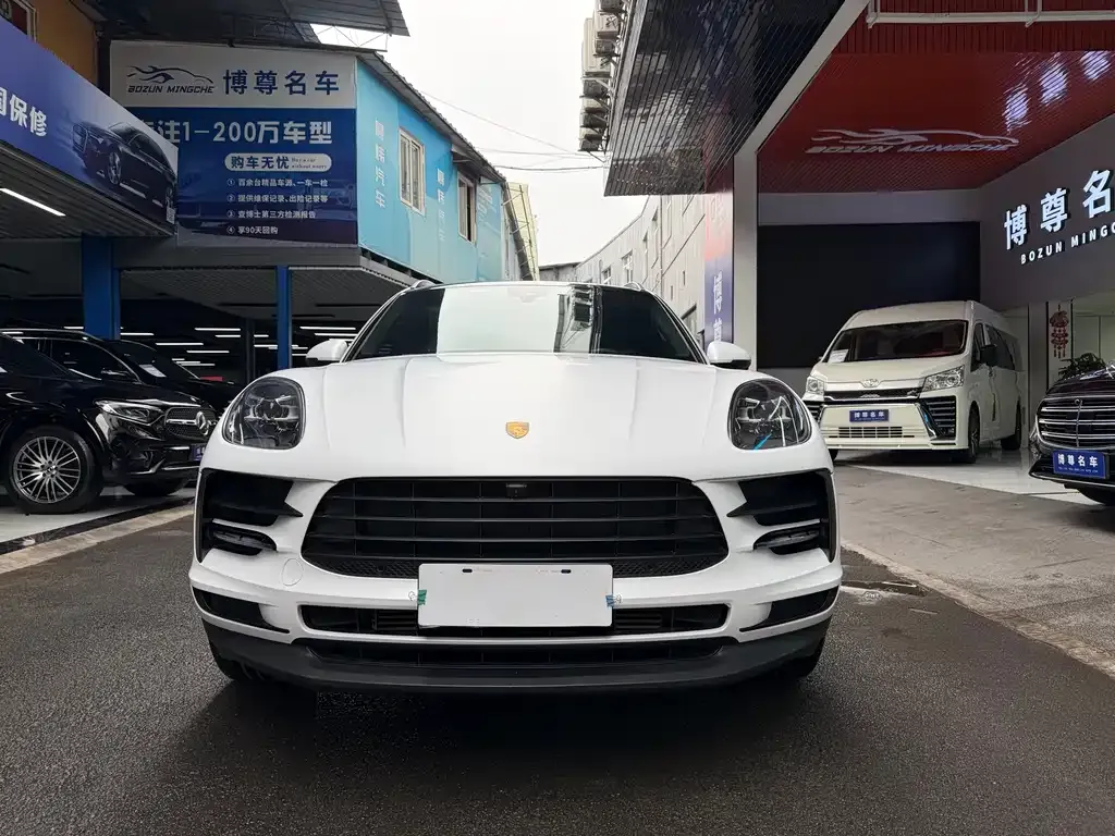 Porsche Macan — фото 10