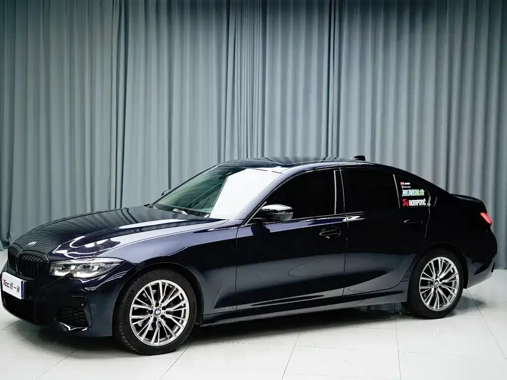 BMW 3 Series — фото 1
