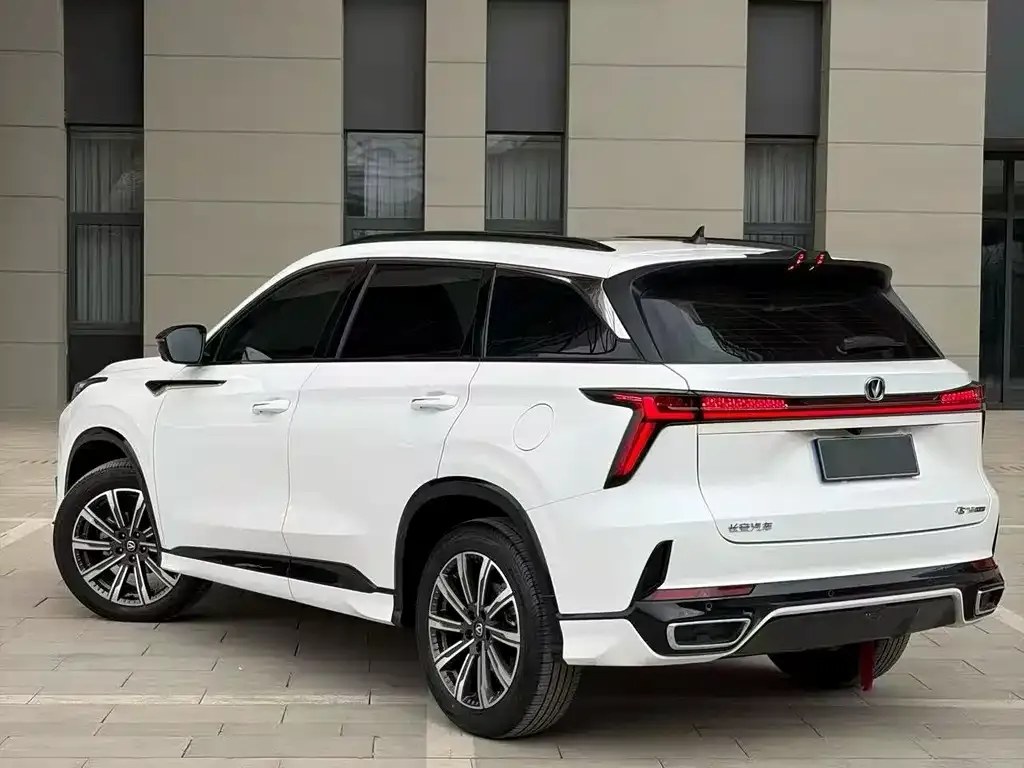 Changan CS75PLUS — фото 6
