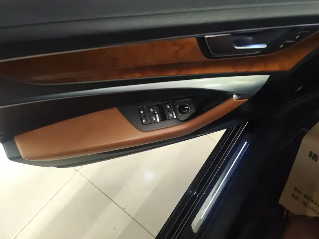 Audi A6L 2021 из CN, фото 3