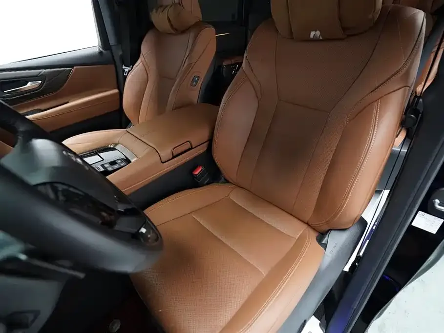 Toyota Alphard 2024 из CN, фото 6