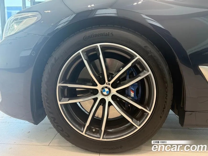 BMW 5-Series 2021 из KR, фото 10