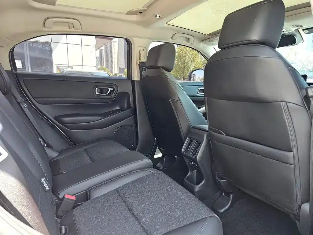 Honda Vezel 2023 из CN, фото 4