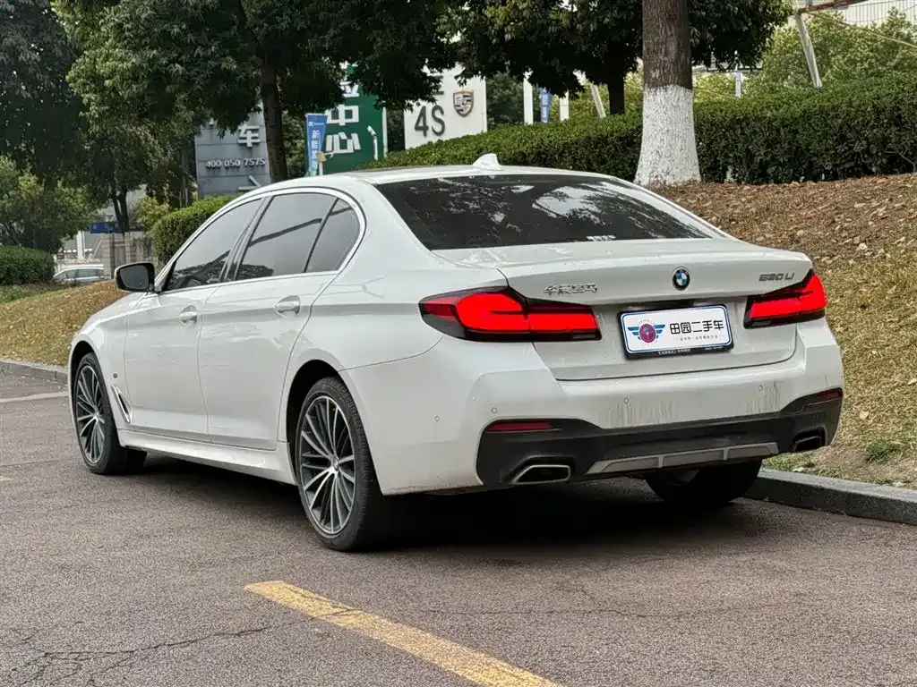 BMW 5 Series — фото 4