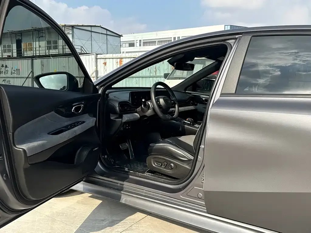 GAC Motor Shadow Leopard — фото 3
