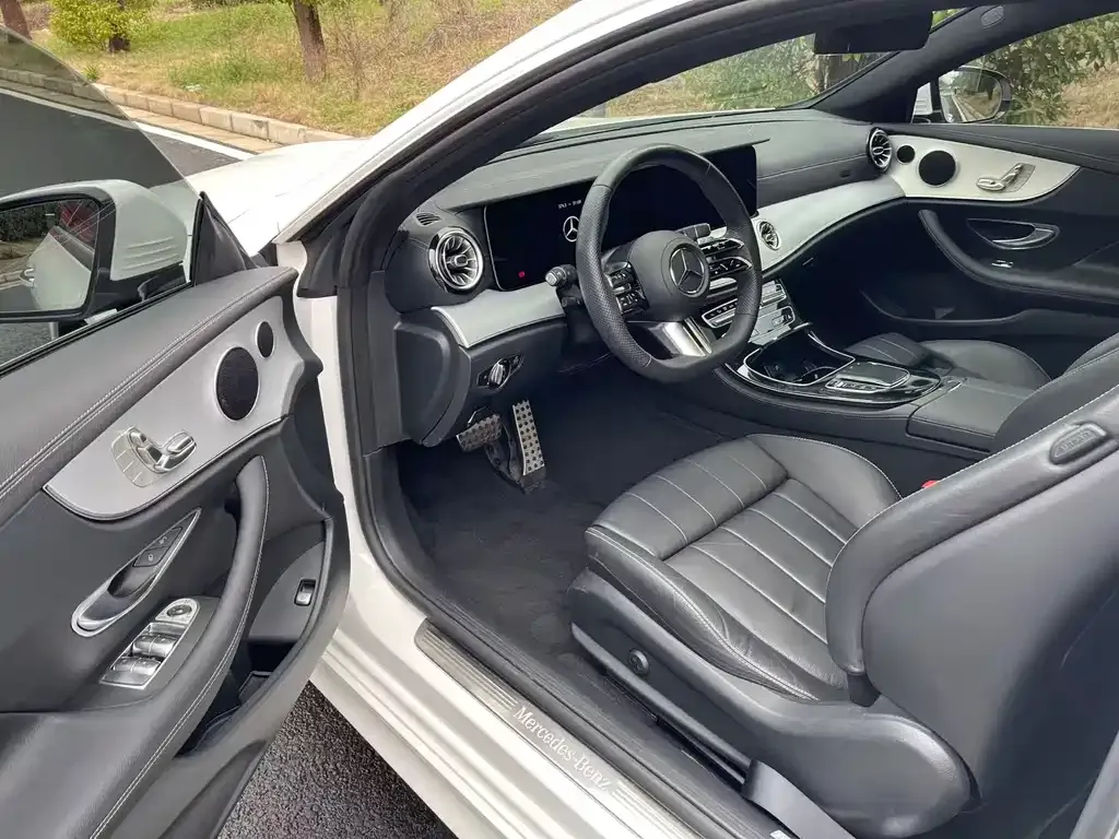 Mercedes-Benz E-Class (Import) — фото 4