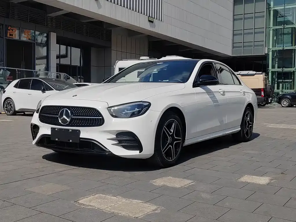 Mercedes-Benz E-Class (Import) — фото 1