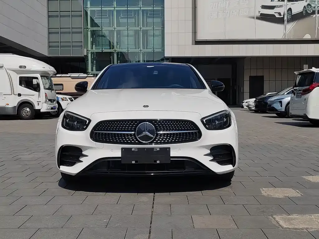 Mercedes-Benz E-Class (Import) — фото 2
