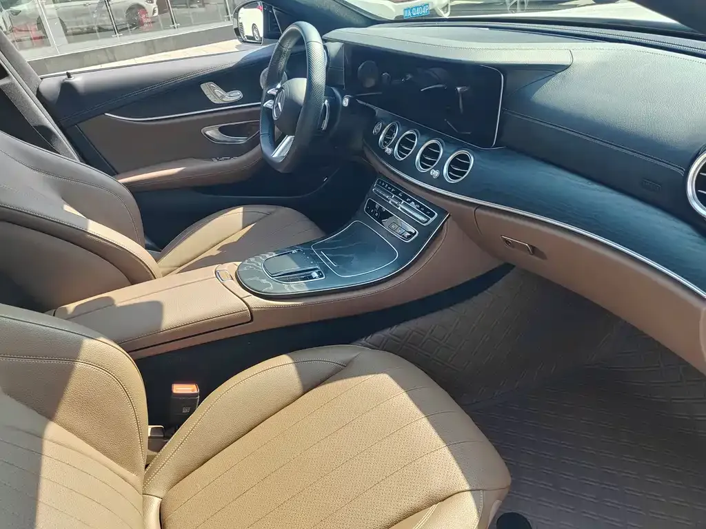 Mercedes-Benz E-Class (Import) — фото 10
