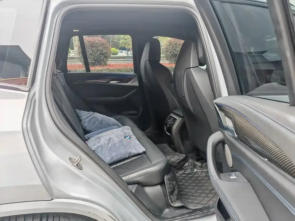 BMW X3 M40i 2023 из CN, фото 2