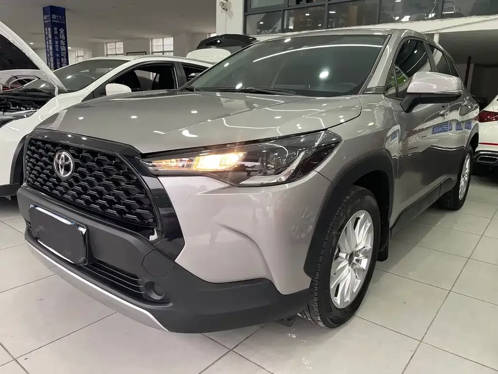 Toyota Corolla Cross 2022 из CN, фото 1