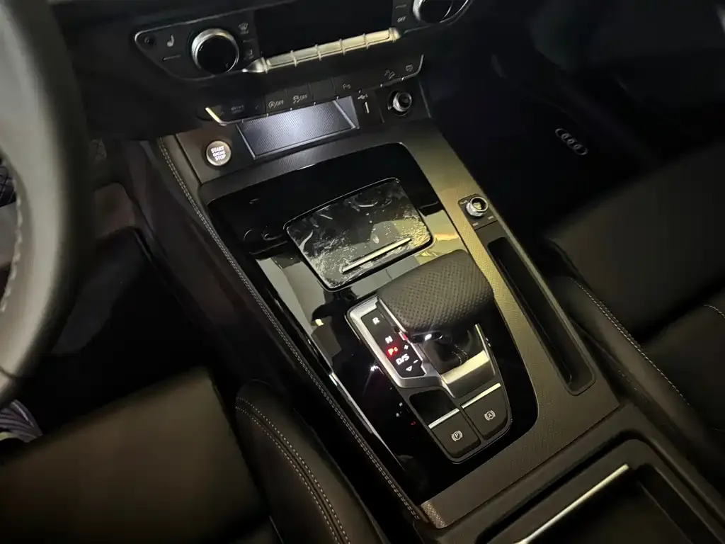 Audi Q5L 2026 из CN, фото 2