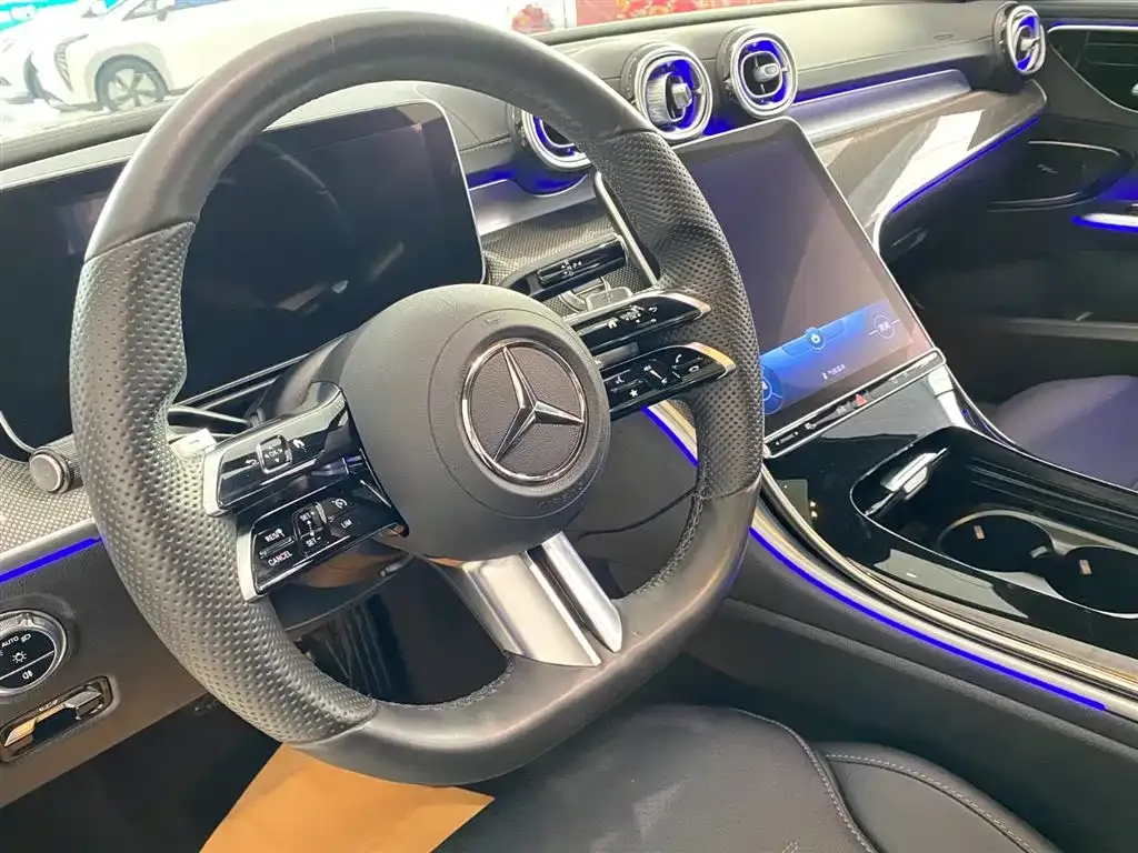 Mercedes-Benz C-Class — фото 10
