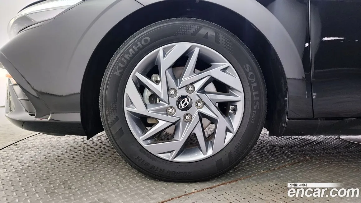 Hyundai AVANTE — фото 8