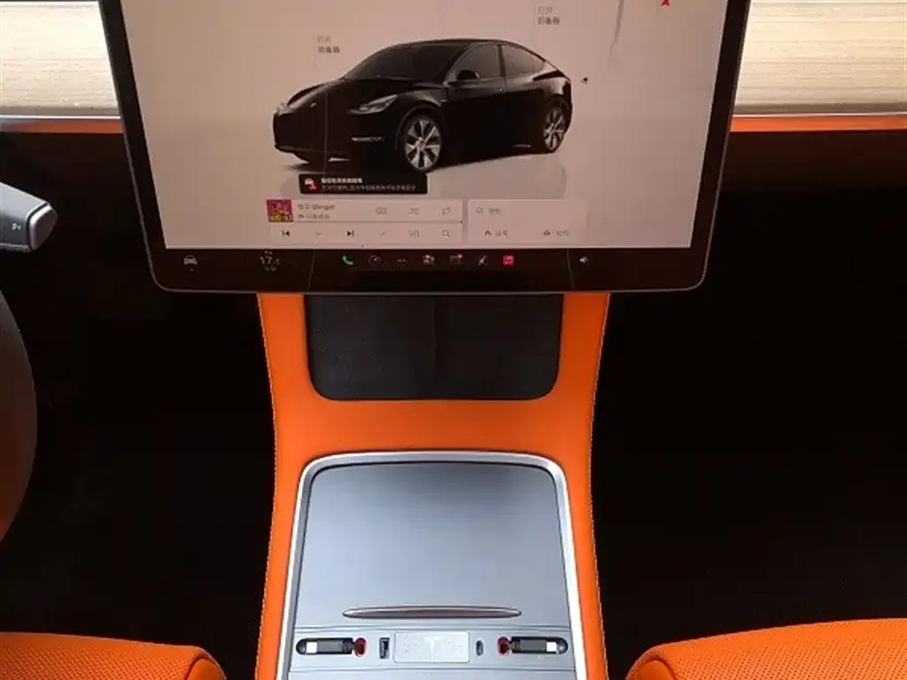 Tesla Model Y — фото 5