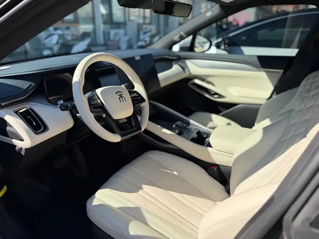 BYD L EV 2024 из CN, фото 9