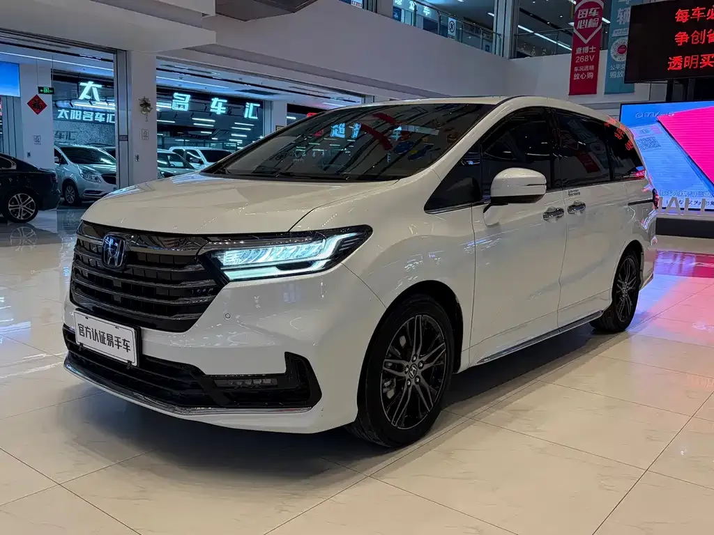 Honda Odyssey — фото 1